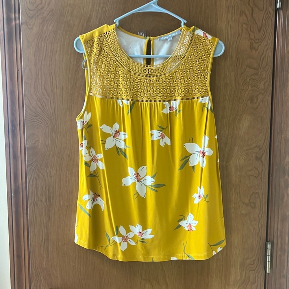 Stitch Fix Medium Top